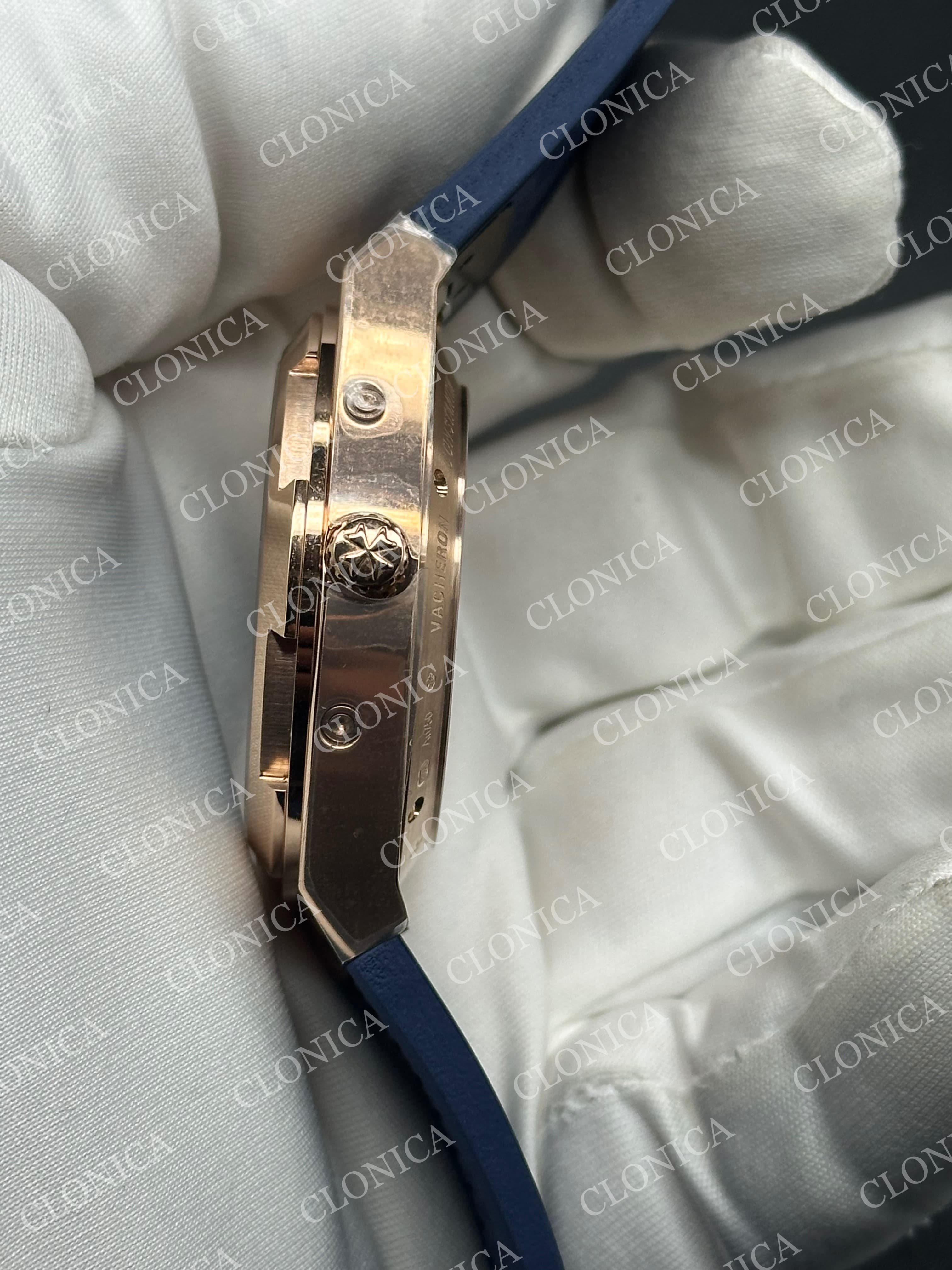 OVERSEAS PERPETUAL CALENDAR RG BLUE DIAL ON BLUE RUBBER STRAP A1120 — view 4