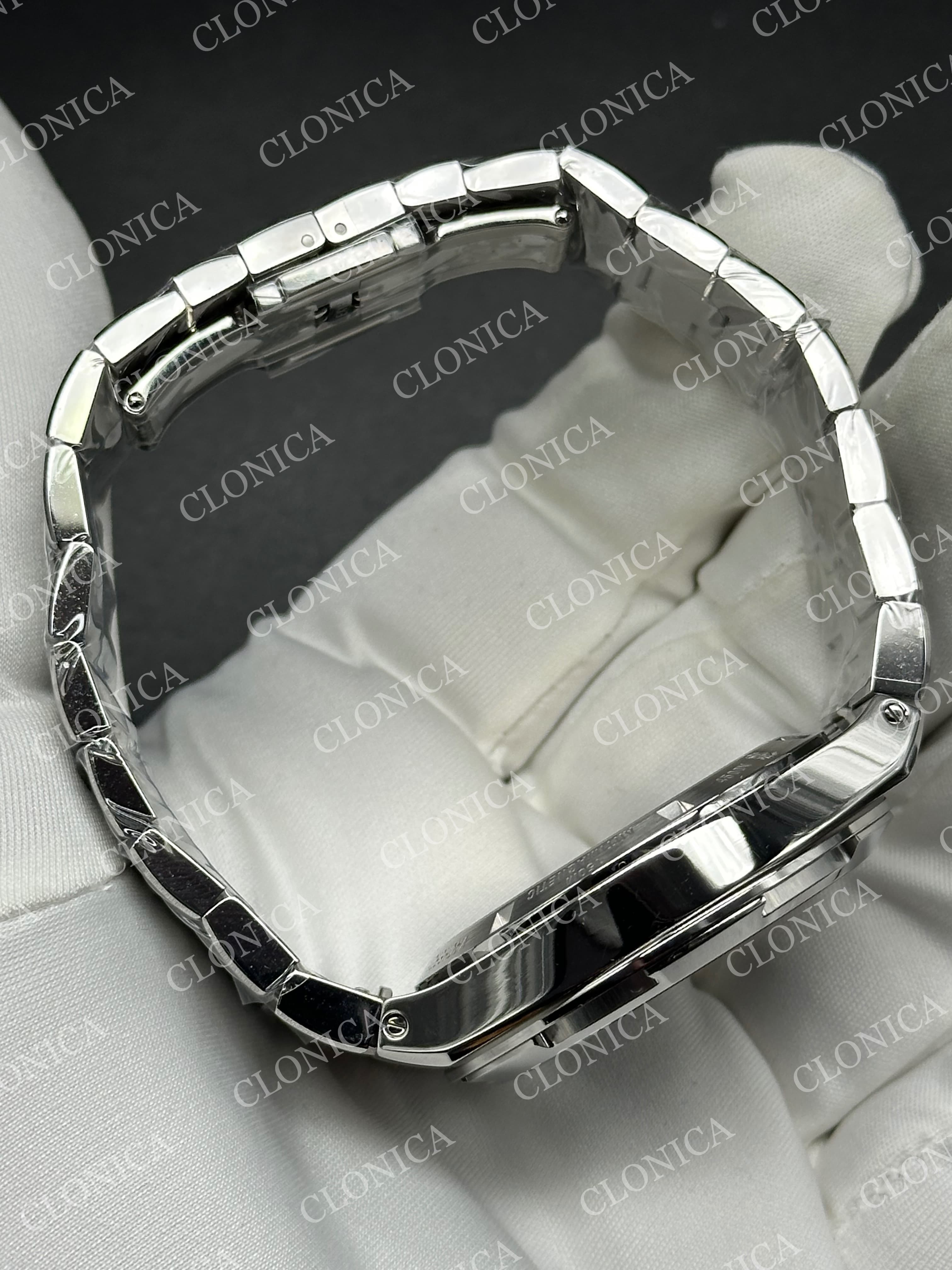 OVERSEAS 4500V SS BLACK DIAL ON SS BRACELET SUPER CLONE 5100 V2 — view 6