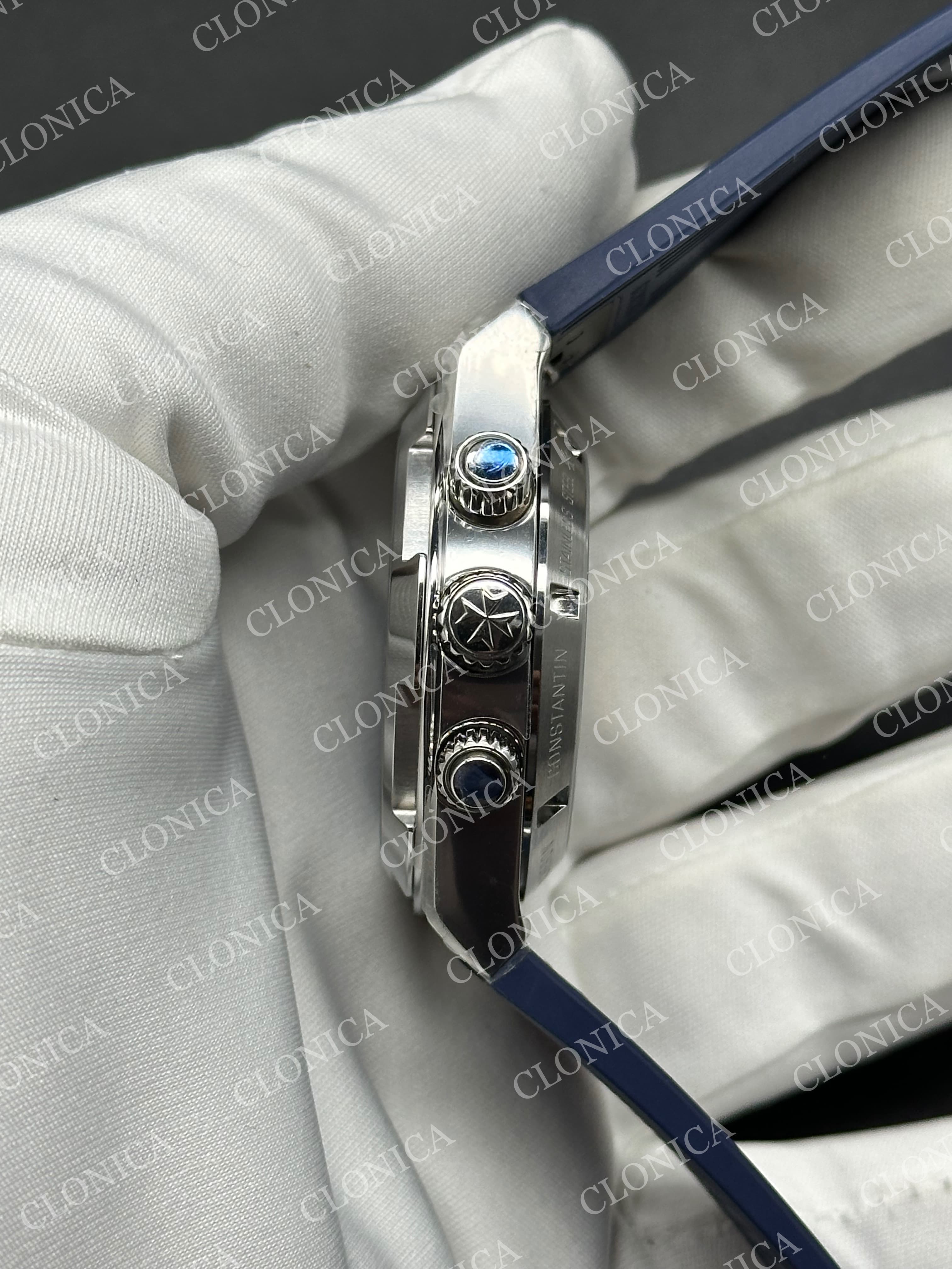 OVERSEAS 4520V SS BLUE DIAL ON BLUE RUBBER STRAP A7750 — view 4