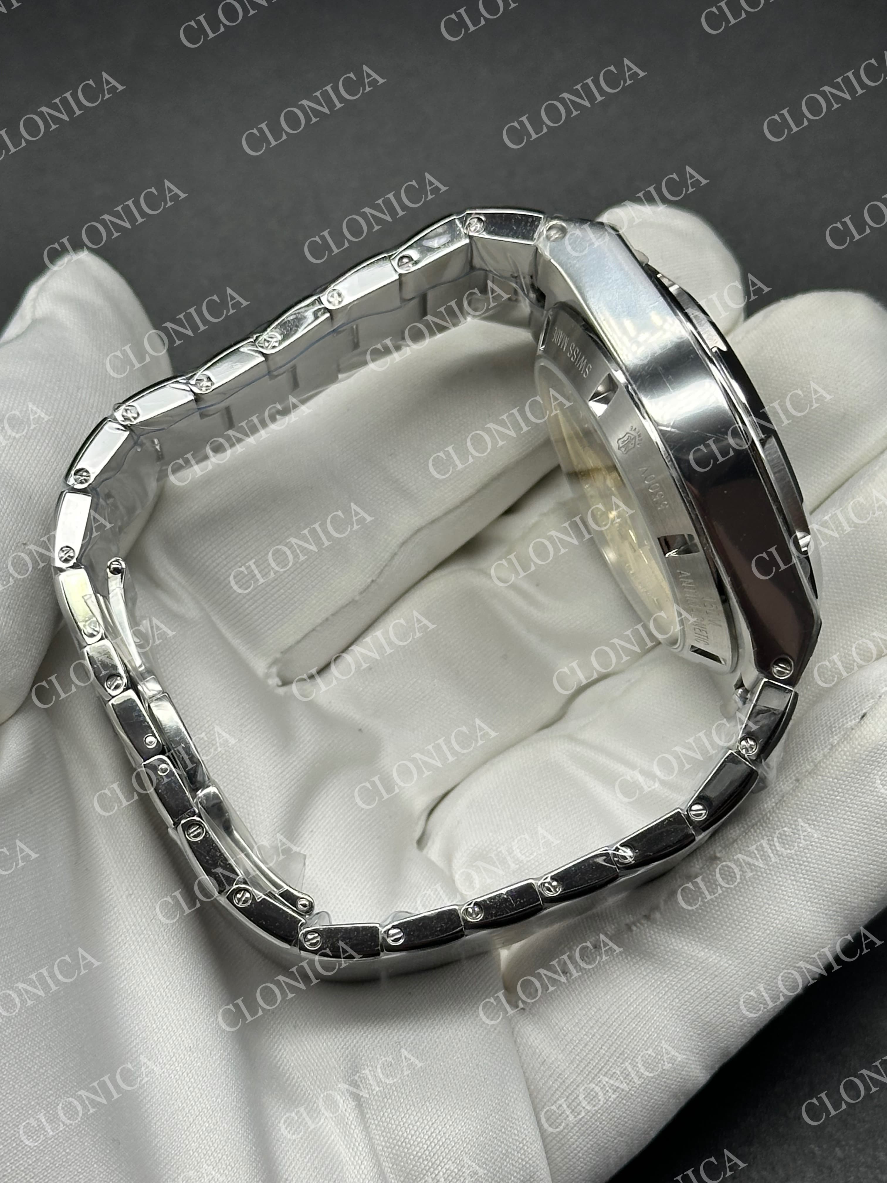 OVERSEAS 4520V SS BLUE DIAL ON BLUE SS BRACELET A7750 — view 7